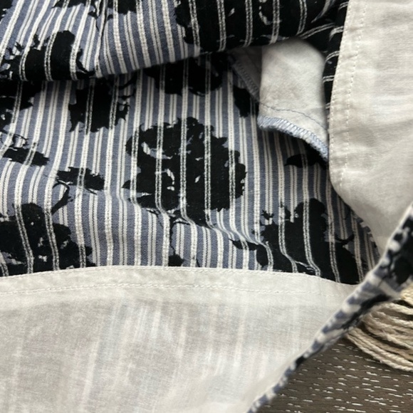 1 By O’2nd Stripes and Flowers Shirt/dress with fish net elements - Picture 8 of 14